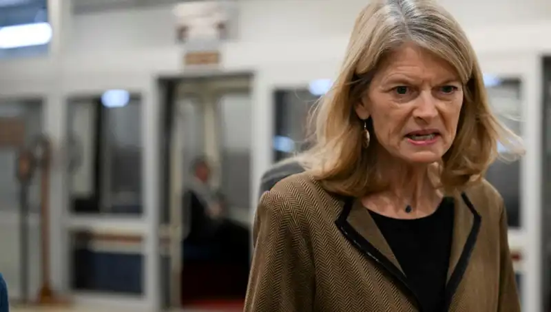 Cumhuriyetçi Senatör Trump’ın İtirafını Açıklıyor: “Hepimiz Korkuyoruz”