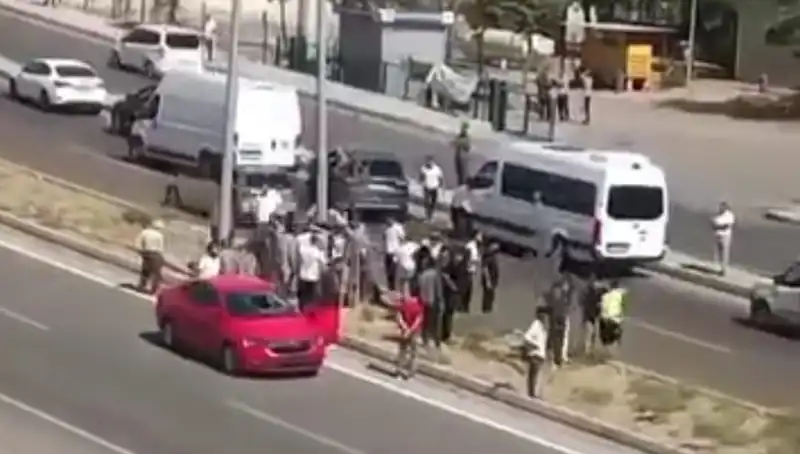 Yayaların Güvenliği Tehdit Altında: Otomobil Yaya Çarpması Olayı