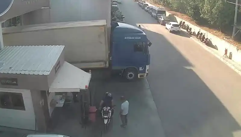Milyonlarca Liralık Ürün, Nakliye Şebekesine Yapılan Operasyonla Ele Geçirildi