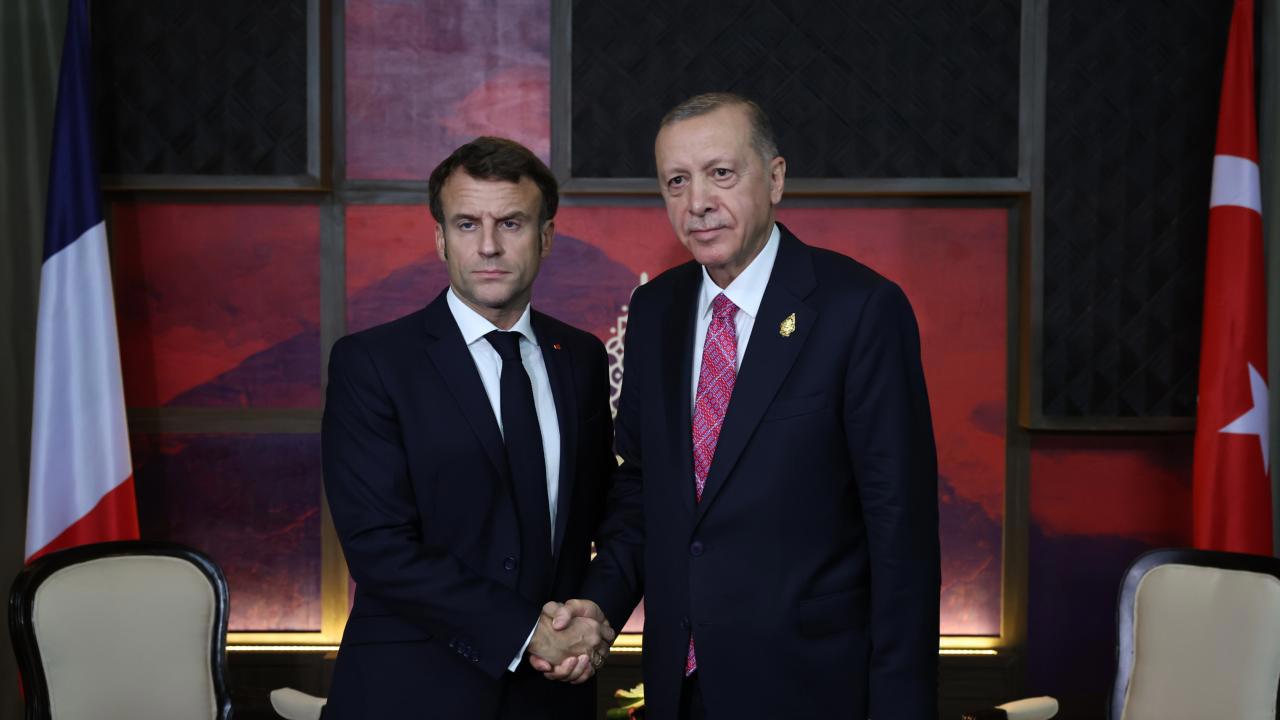 Cumhurbaşkanı Erdoğan, Fransa Cumhurbaşkanı Macron ile Görüştü