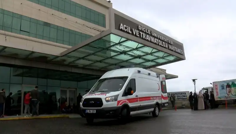 Silahlı Saldırı: Kuzenine ve Oğluna Ateş Açtı, Bir CanGitti