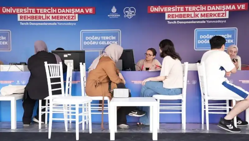 İstanbul'a 24 Yeni Üniversite Tercih Danışma ve Rehberlik Merkezi Açıldı