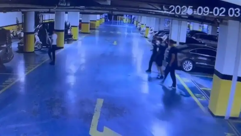 İzmir’de Tekstilci İş İnsanının Kaçırılması Olayı: Fidyeyi İsteyenler Bağcılar’da Yakalandı