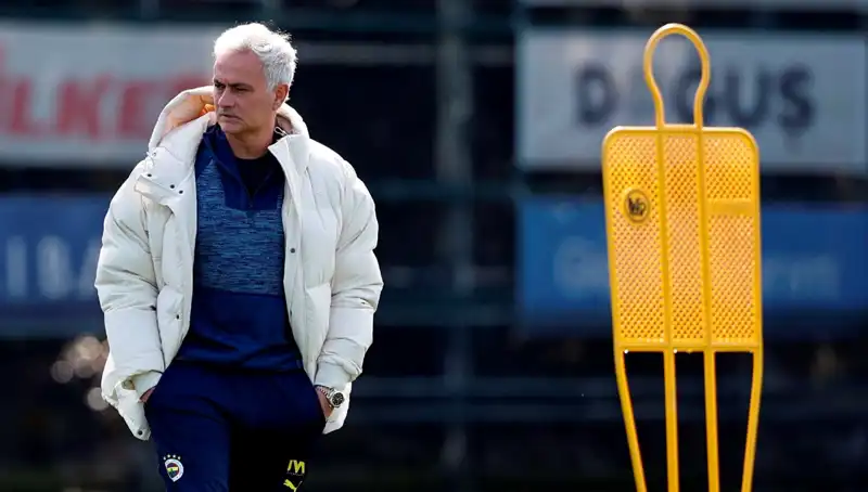 Mourinho'nun Stratejisi: Futbol Dünyasının Bir Numara Sırrı