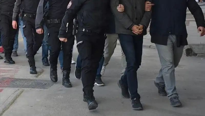 5 İlde FETÖ Operasyonu: 10 Şüpheli Gözaltında