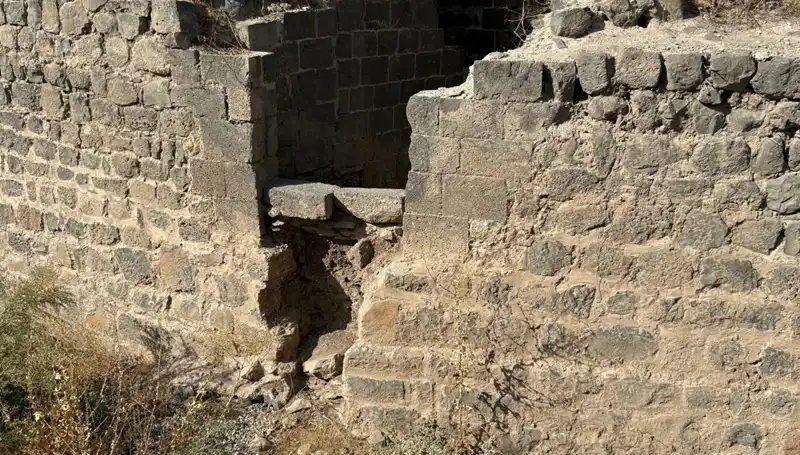 Diyarbakır’daki Saint George Kilisesi’nin Gizemi Çözülüyor: Hamam İddiaları Çürütüldü
