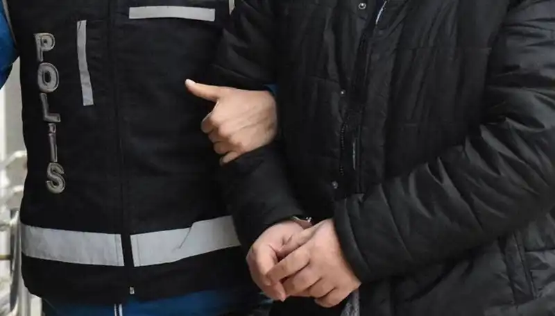 Emniyet ve TSK’de FETÖ’ye yönelik büyük operasyon başlatıldı!