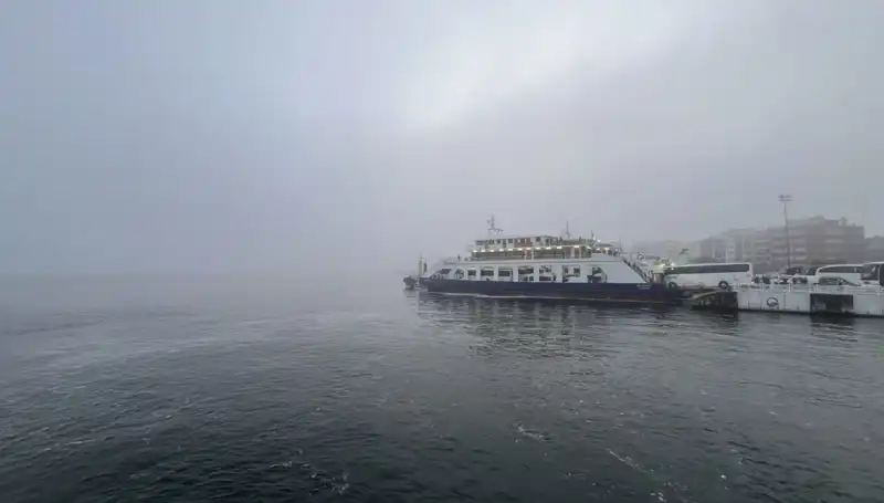 Çanakkale Boğazı’nda Yoğun Sis Nedeniyle Transit Gemi Geçişleri Durduruldu